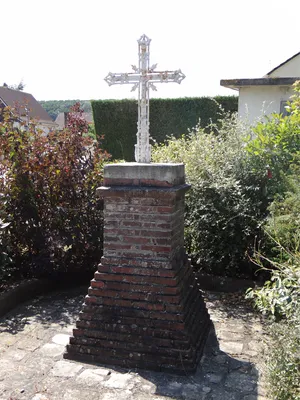Croix de Montreuil